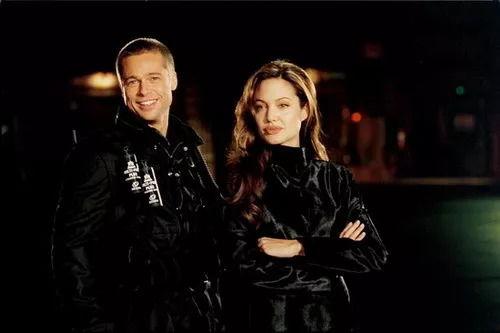 史密斯夫妇 在线观看,在线观影，揭秘特工夫妻的惊险爱情